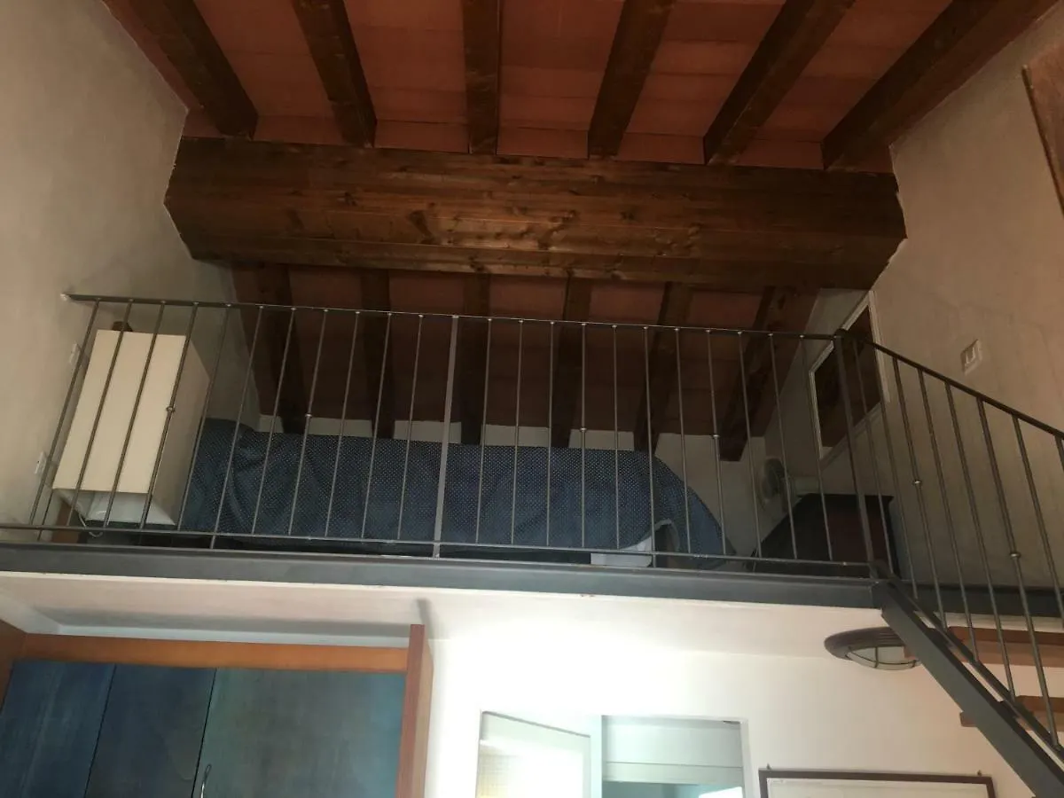 Casa vacanze Casa a Capraia porticciolo: vista mare indimenticabile!